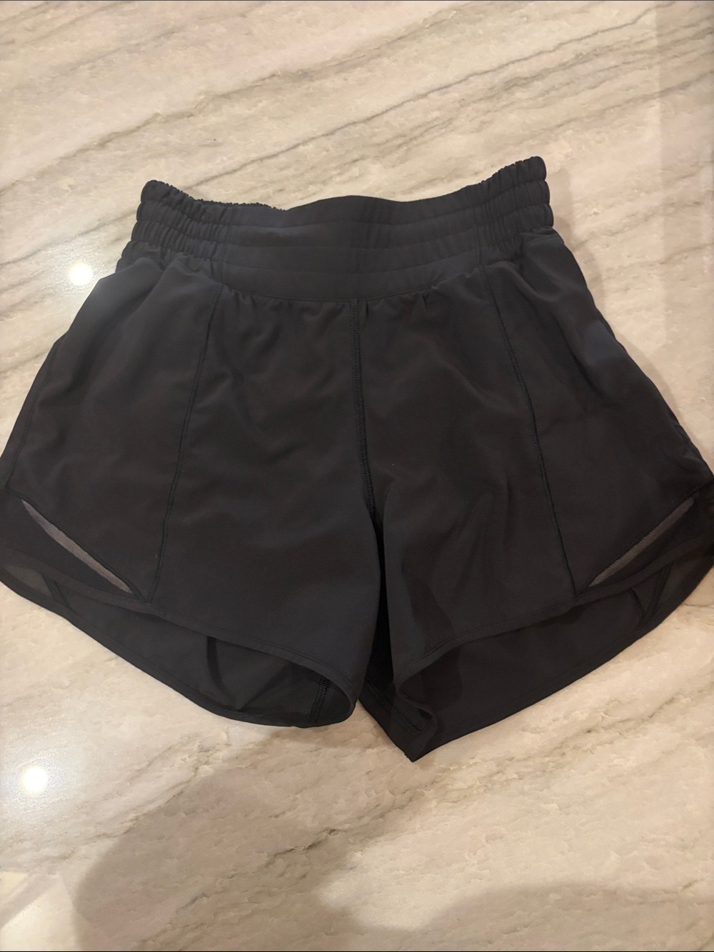 Lululemon Hotty Hot High Rise Lined shorts Size 4